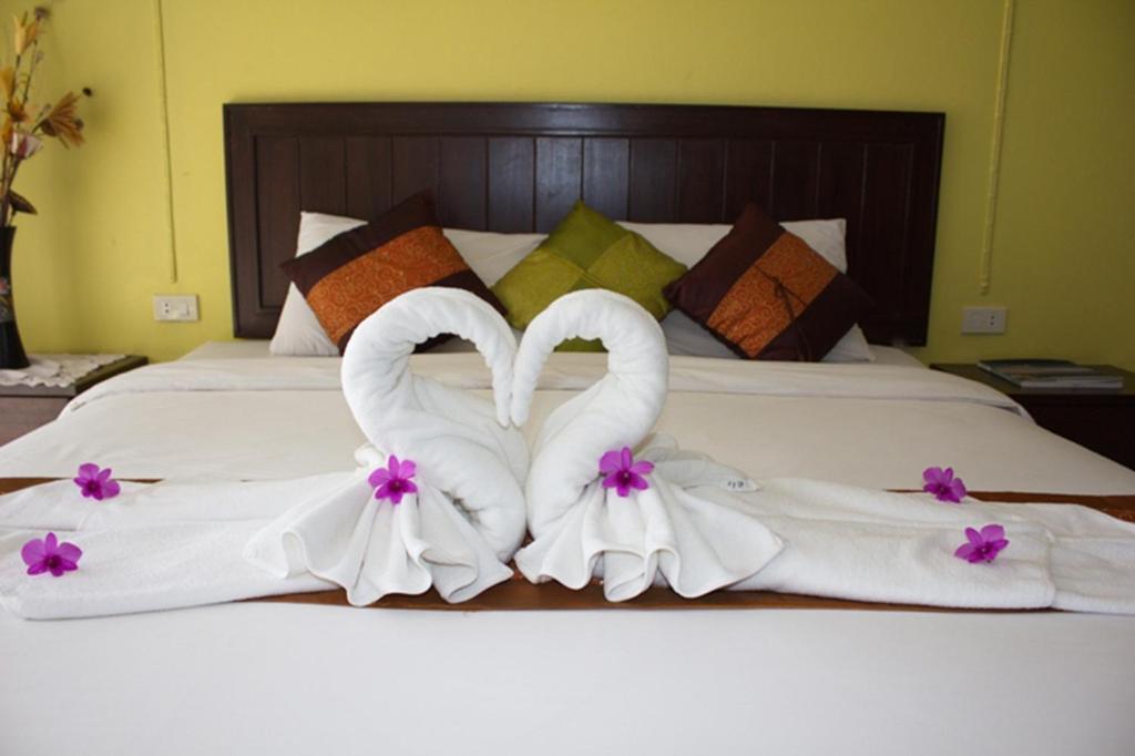 Koh Kwang Seaview Hotel Klong Muang Beach Exterior foto