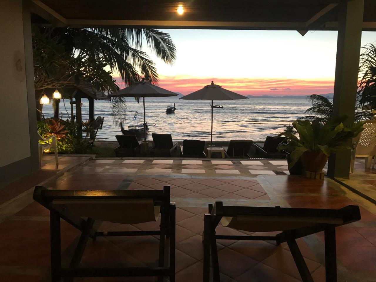 Koh Kwang Seaview Hotel Klong Muang Beach Exterior foto